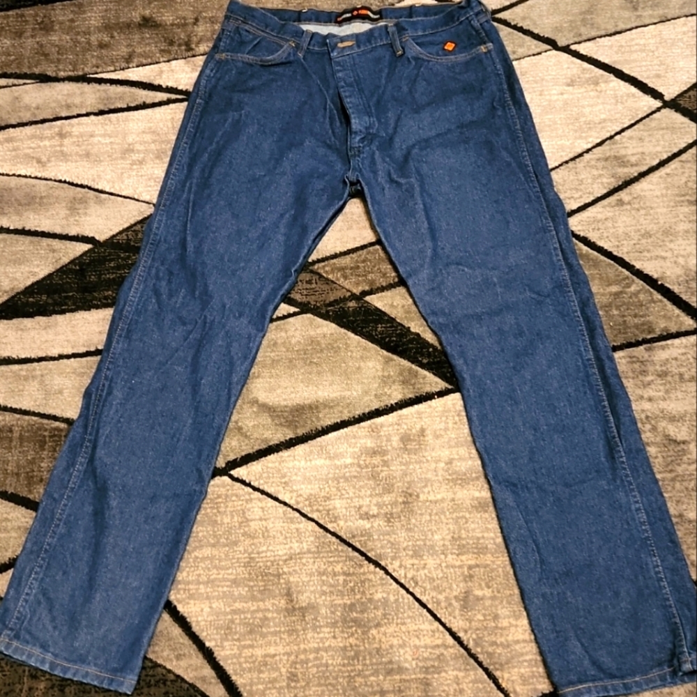 Mens FR Wrangler Size 40x34 CAT2